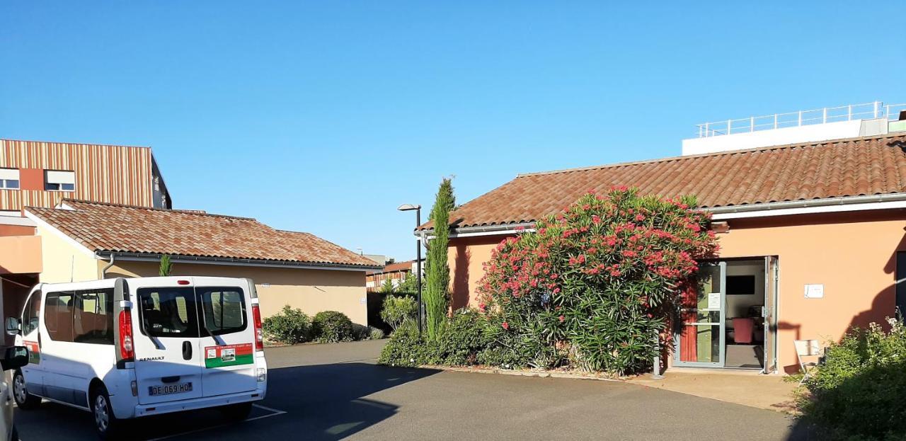 Au Beaujolais Saint Jean Hotel Belleville-sur-Saône Exterior foto